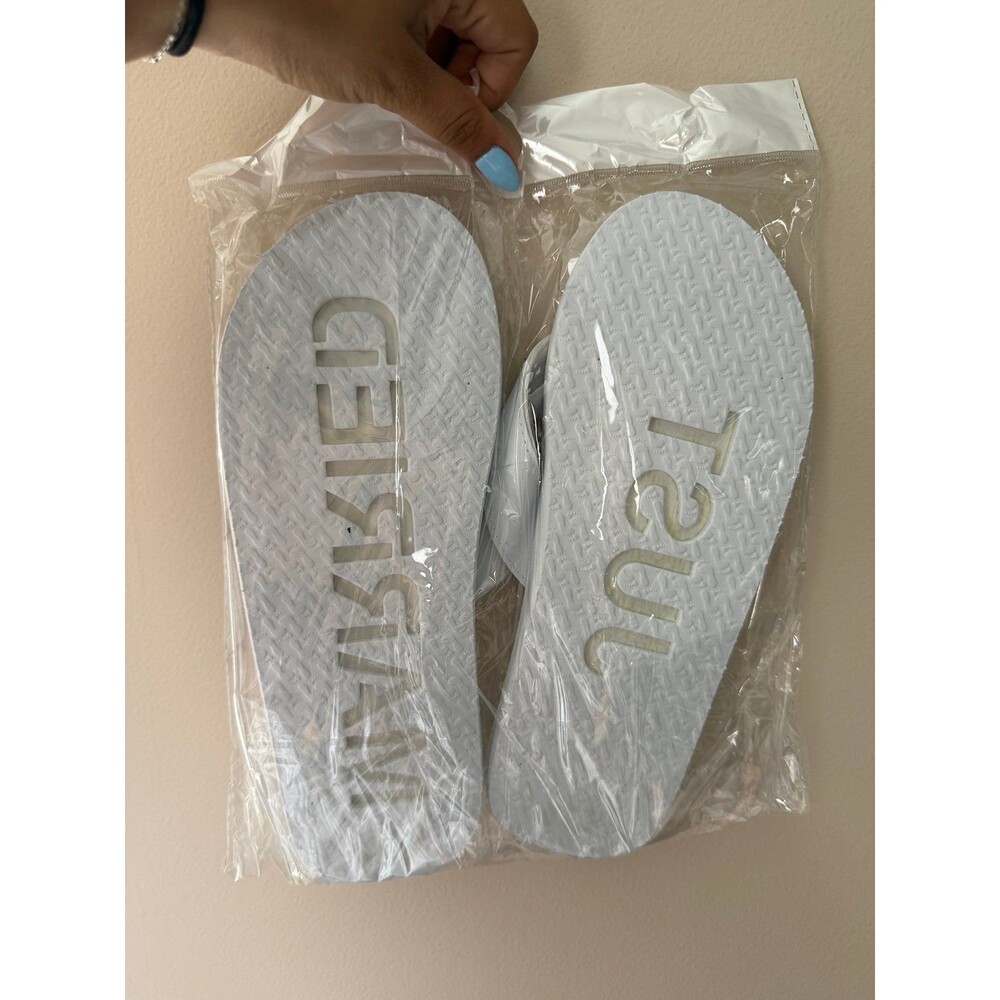 Sandals - Picture 2 of 3